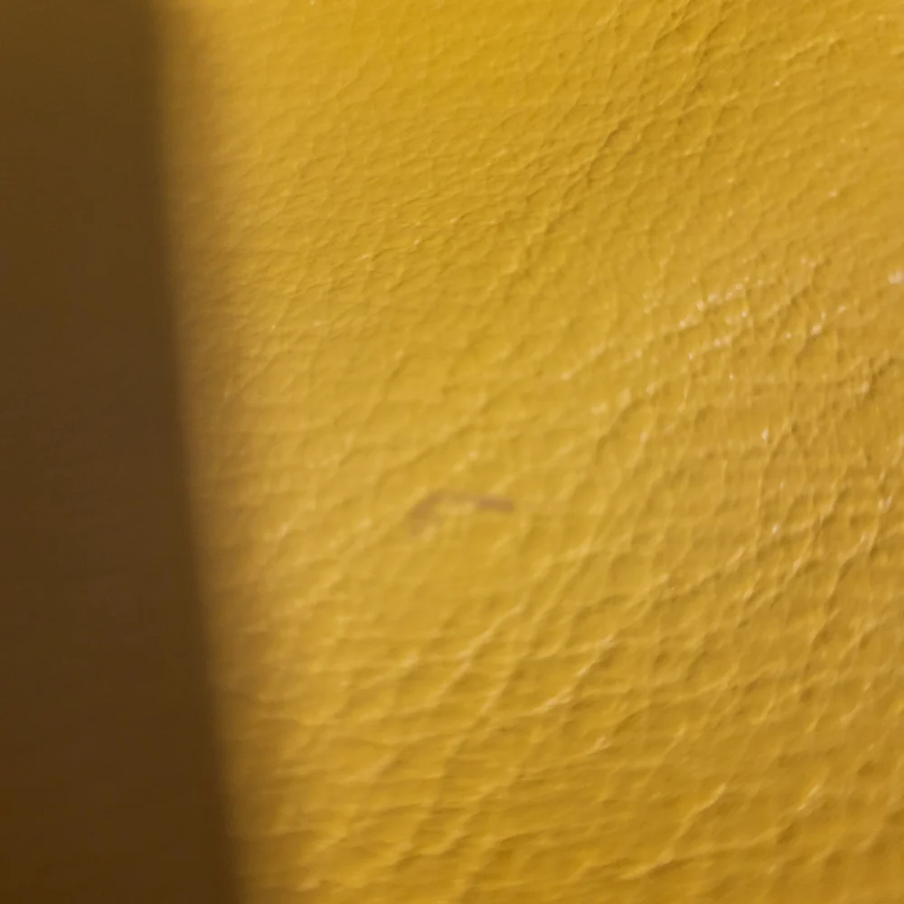 Michael Kors Yellow Tote Bag - Picture 5 of 7